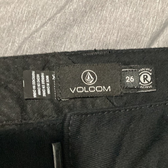 Volcom short - Picture 2 of 5